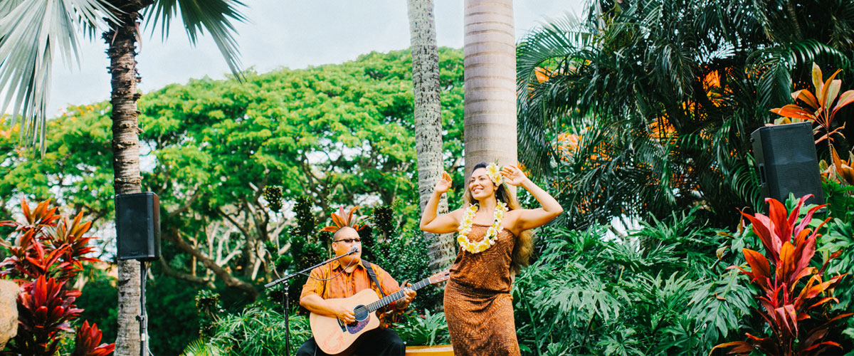 Hula Dancer